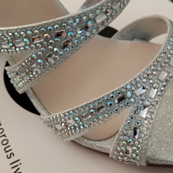 Prom Sandals 6.5 NIB - Picture 2 of 5